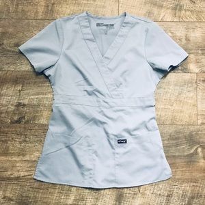 Scrub top